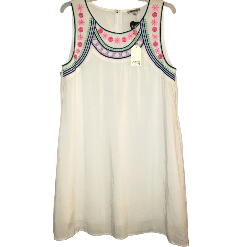 Jovial women's small Aztec print sleeveless pullover dress. 4047